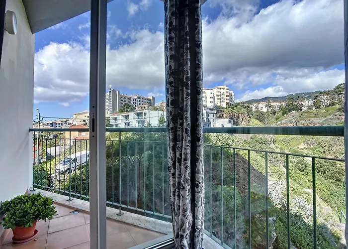 Charming Garajau By Ah Apartamento